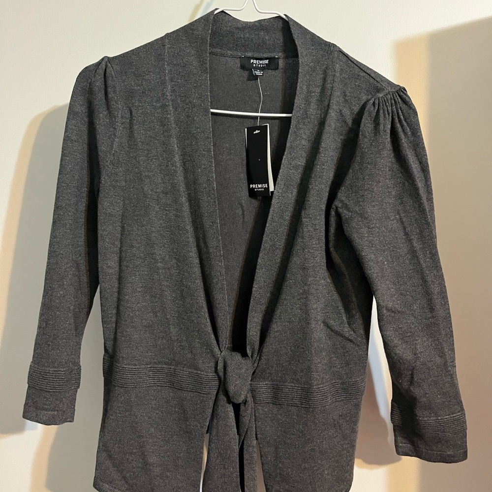 NWT Premise Studio charcoal sweater in size small. Excellent condition.
